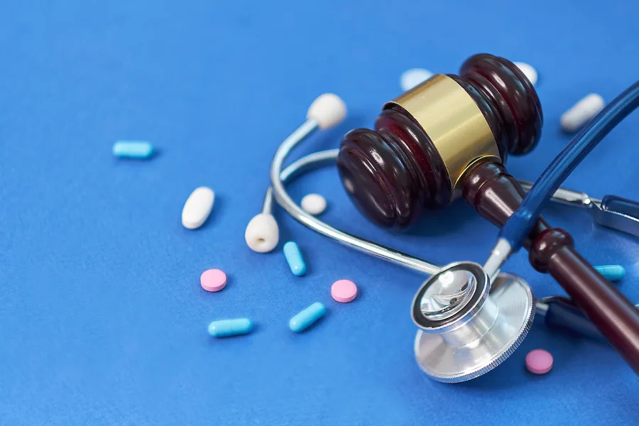 Navigating Complex Medical Negligence Claims with MEDICAL MALPRACTICE ANSWERS