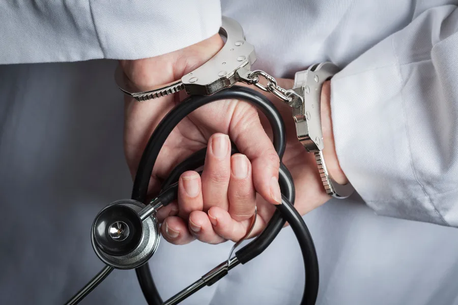 Common Medical Malpractice Cases and How Lawyers Can Help